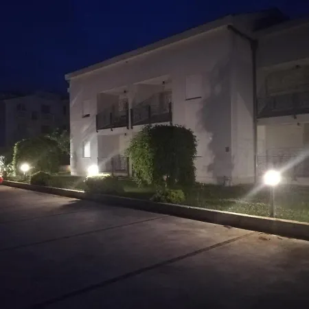 Apartment Sunset *